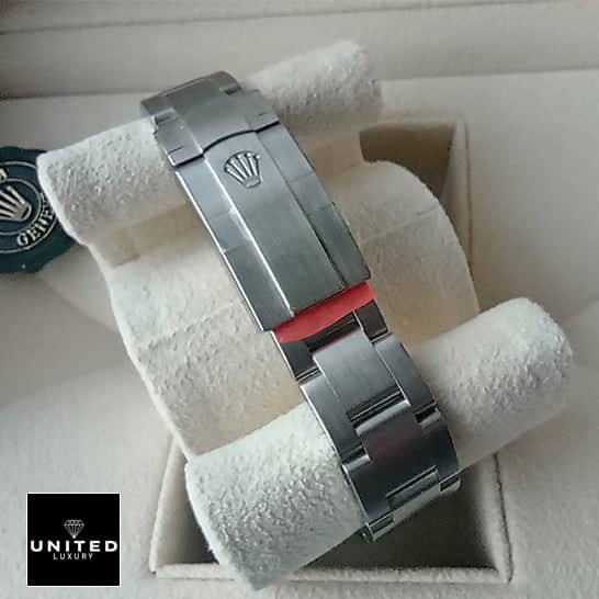 Rolex Oyster Perpetual 277200 Green Dial 3 Rolex Perpetual 31 277200 Oyster Bracelet Fold Clasp on the Rolex Logo