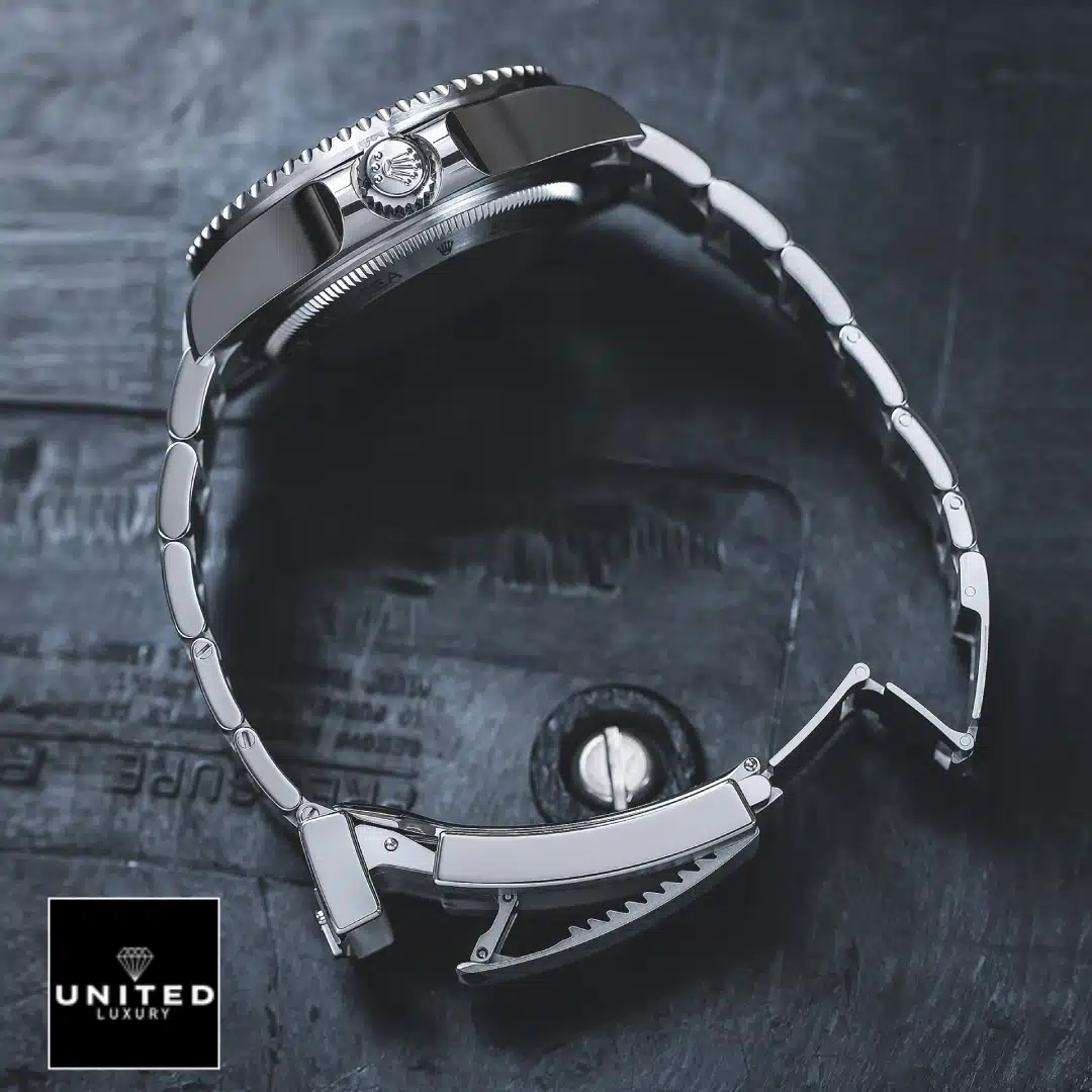 Rolex Sea-Dweller 126660-0002 Oyster  Steel Crown Pusher