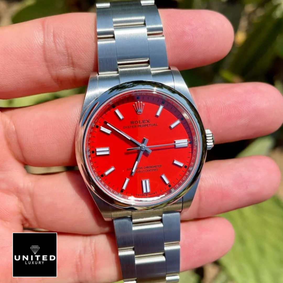 rolex-oyster-perpetual-red-dial-126000