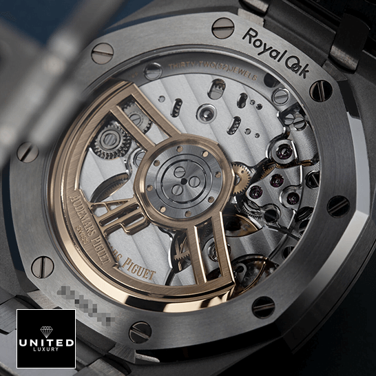 audemars piguet royal oak 15500ST.OO .1220ST.04 case