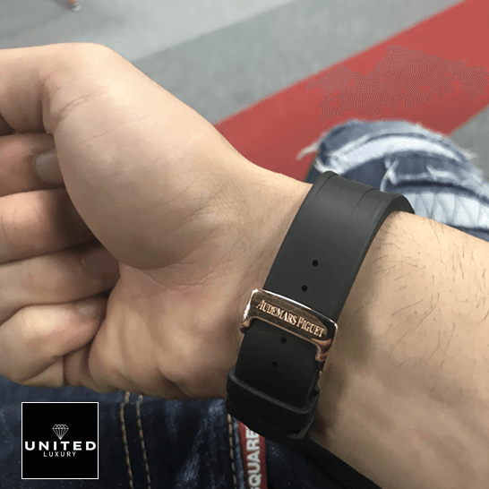 Audemars Piguet Royal Oak Offshore 25940OK.OO_.D002CA.01  on the man wrist