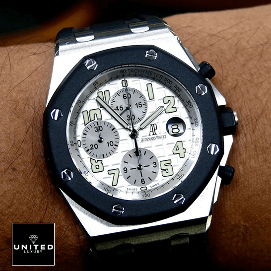 Audemars Piguet Royal Oak 25940SK.OO_.D002CA.02 White Dial  on the wrist