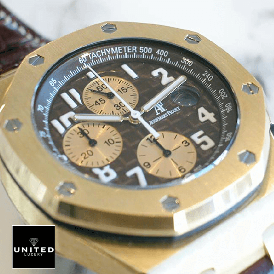 Audemars Piguet Royal Oak Gold Case  close analog view
