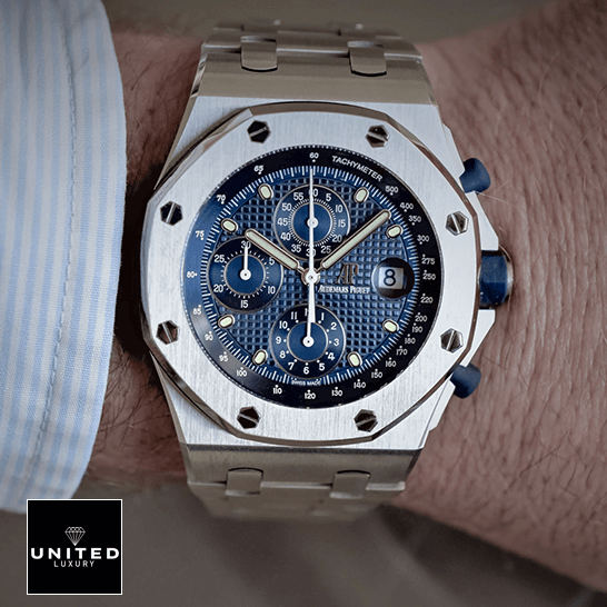 Audemars Piguet Royal Oak Offshore 26237ST.OO_.1000ST.01  on the wrist