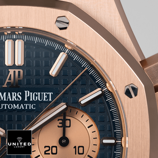 Royal Oak Blue 6 Audemars Piguet Royal Oak Grande Blue Dial close analog view