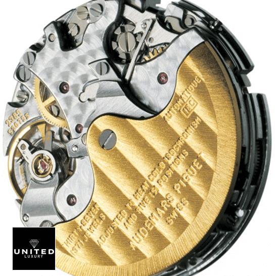 Audemars Piguet Automatıc 1371 Mechanism  white background