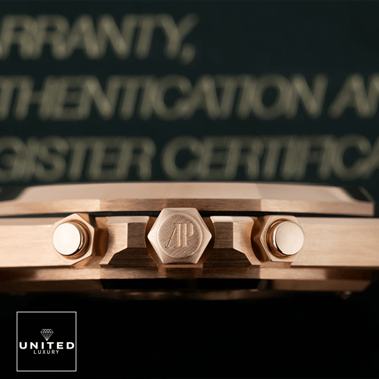 Audemars Piguet Royal Oak Gold Steel Case  crown / push button