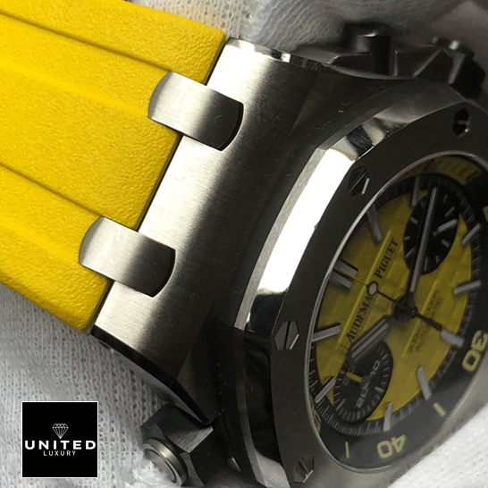 Audemars Piguet Diver 3 Audemars Piguet Royal Oak Yellow Rubber Bracelet side view