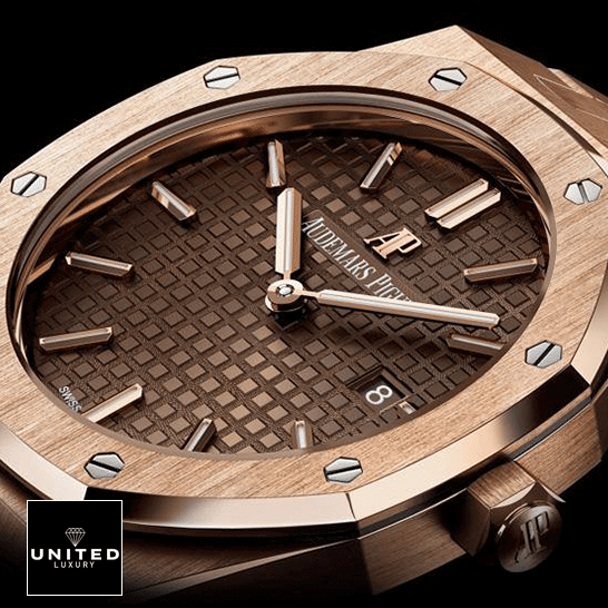 Audemars Piguet 67650OR.OO_.1261OR.01 Royal Oak Brown Dial 