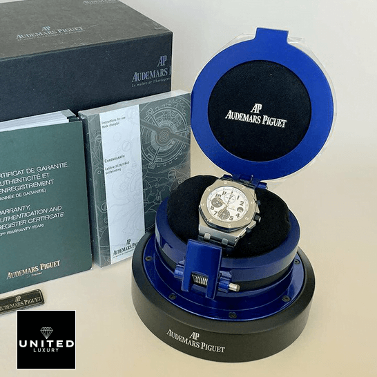 Audemars Piguet Royal Oak 26208ST.OO_.D305CR.01 White Dial  in the box