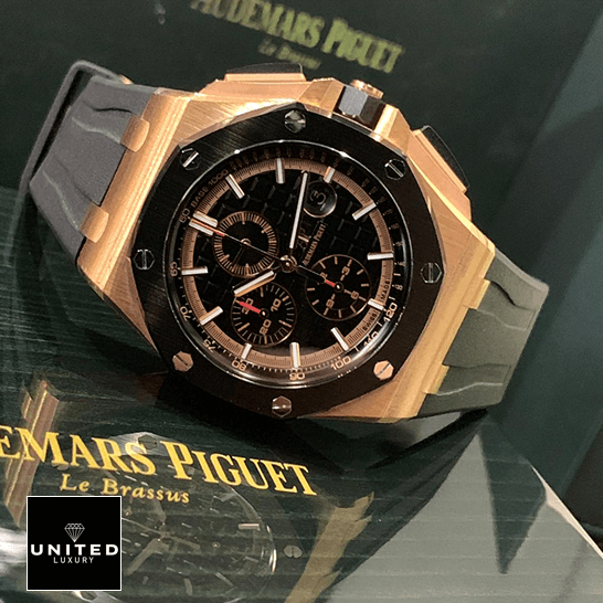 Audemars Piguet Royal Oak 26401RO.OO_.A002CA.02  on the ap box
