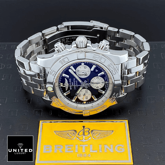 breitling chronomat 44 black serviced complete AB011012B967375A table
