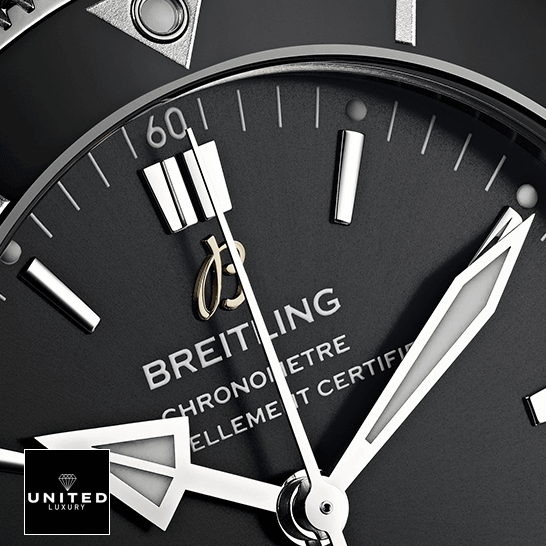 Superocean Heritage B20 Automatic 42 5 Breitling Superocean Heritage Automatic Black Dial close analog view