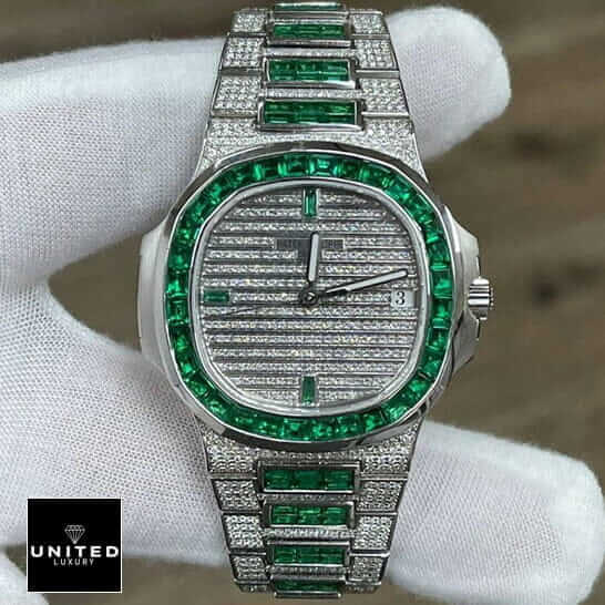 emerald-bezel-5711-4