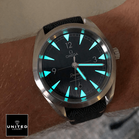 Omega RailMaster 220.12.40.20.01 Black Dial  dial phosphor