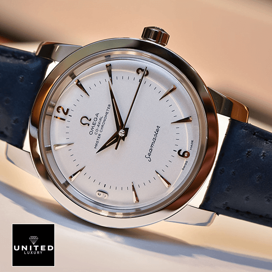 Omega Seamaster 511.13.38.20.02.001 White Dial  side view