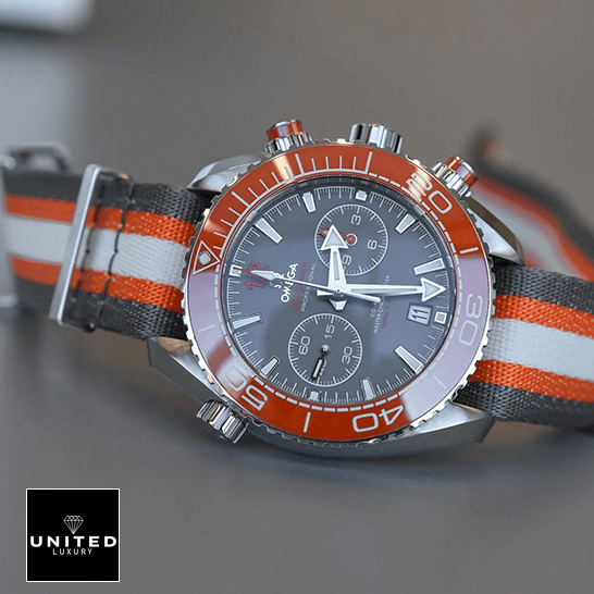 Omega Seamaster Planet Ocean Orange Bezel  orange grey white rubber bracelet