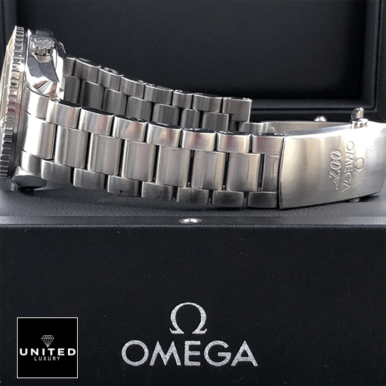 Omega Seamaster Planet Ocean 232.30.42.21.01.004  steel bracelet