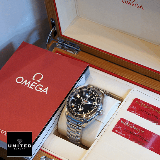 Omega Seamaster Planet Ocean 232.30.44.22.01.001  in the box
