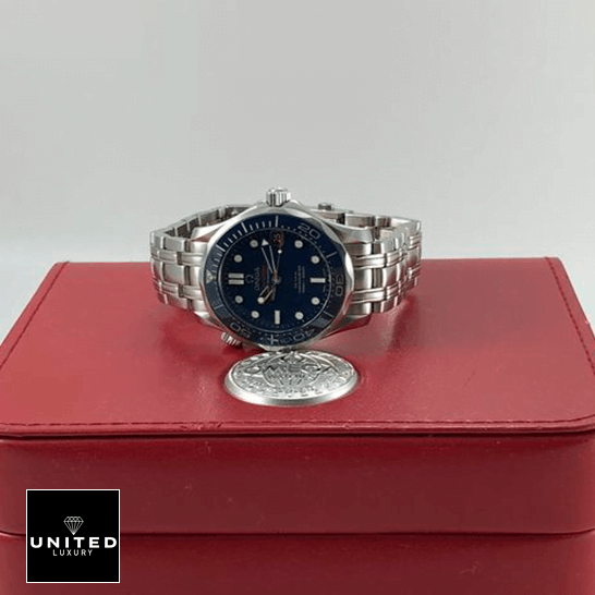 Omega Seamaster 300m Steel B lue Dial  on the red box