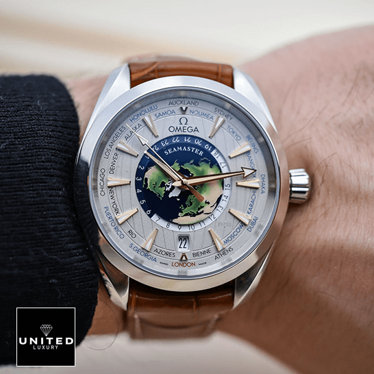 omegaseamaster-aquaterra-220.93.43.22.99.001-wrist