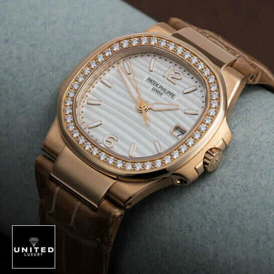 Patek Philippe Geneve White Dial Diamond Bezel Rose Gold Case 