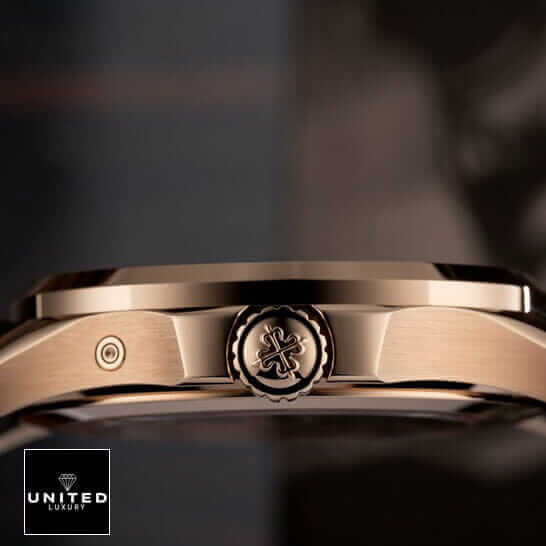 Patek Philippe Geneve Gold Case  crown / push button