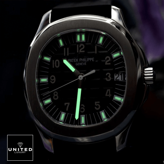 patek_philippe_aquanaut_black_dial_5065__dial_unitedluxurynet