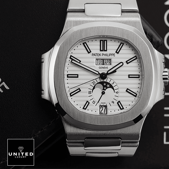 Patek Philippe Nautilus White Dial 5726  front view
