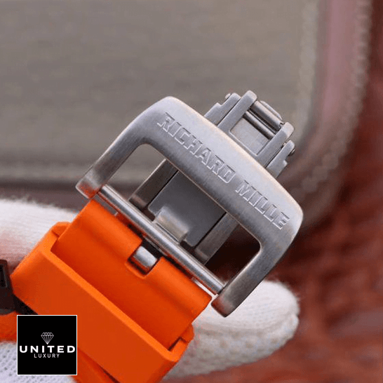 richard_mille_RM055_KV_V2_white_ceramic_skeleton_dial__clips