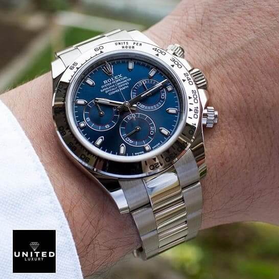 Rolex Daytona 116509 S.Steel Blue Dial Oyster  on his arm