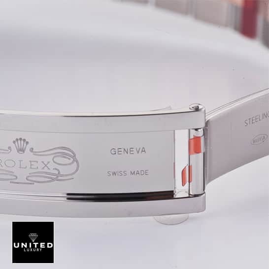 Rolex Datejust 36 116231  Open Fold Clasp on the table