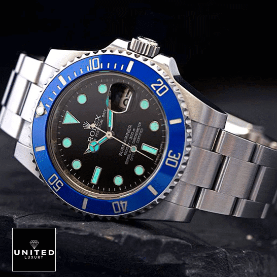 Rolex Submariner Date 16610 Luminous Dial Oyster 