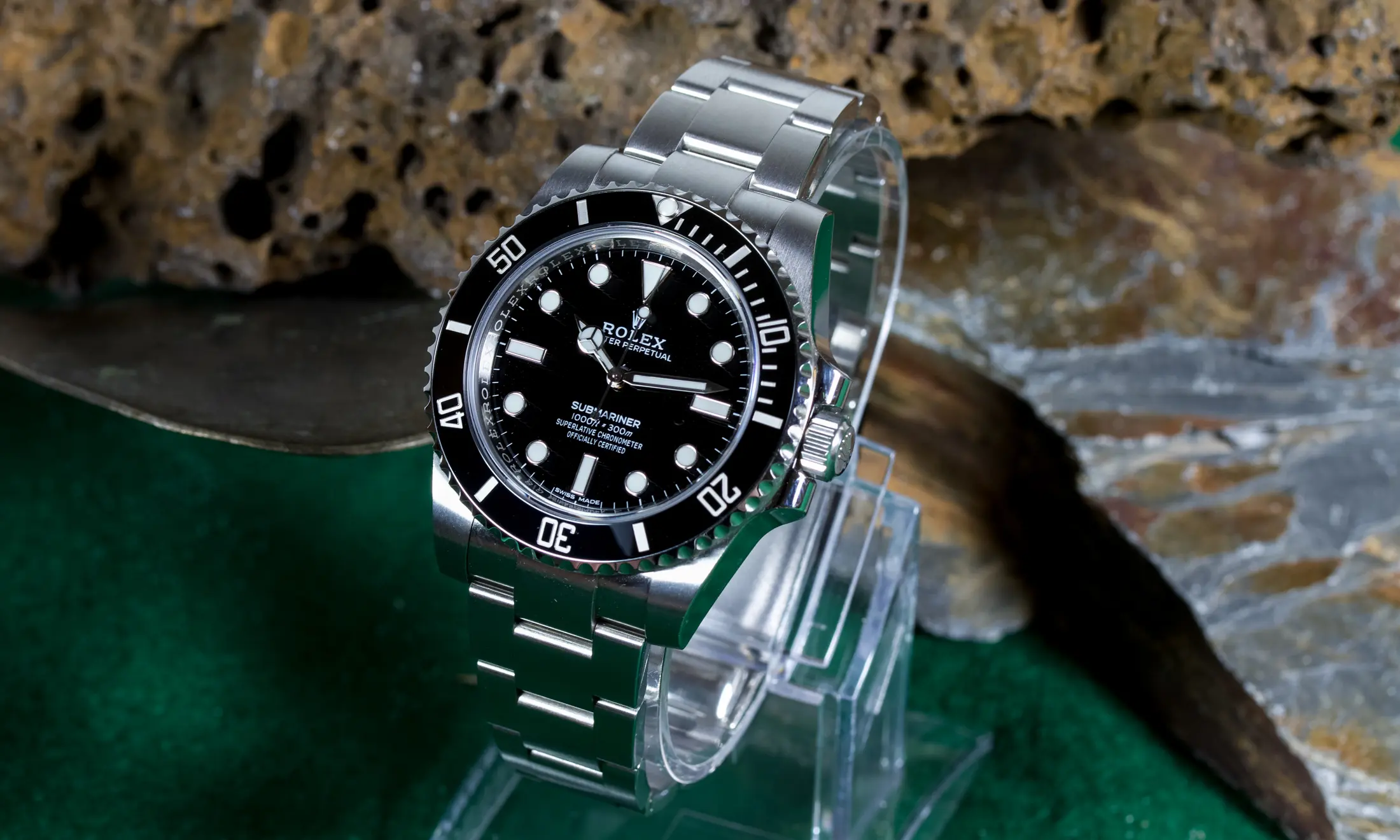 rolex submariner black dial