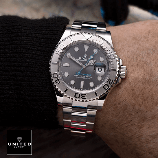 Rolex Yacht-Master 116622-0003 Platinum & Rhodium Dial 7 Rolex Yacht Master 116622 Steel Dial on the wrist