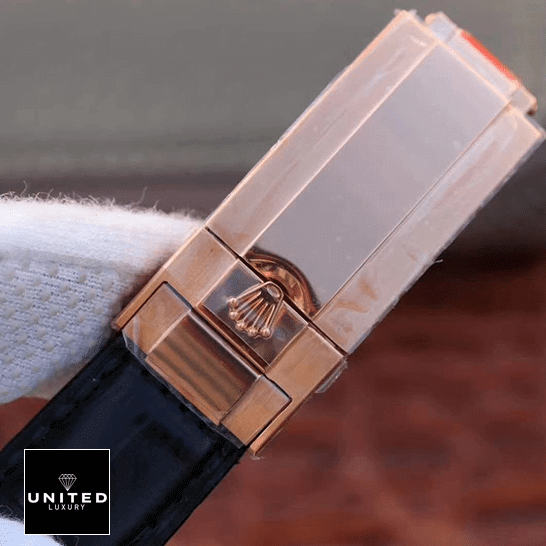 Rolex Cosmograph Daytona White Dial 116515LN-0003 3 Rolex Cosmograph Daytona 116515LN-0003 Rose Gold Fold Clasp