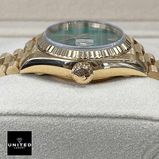 Rolex Datejust 69178 Yellow Gold Case & Crown Pusher  Right Side