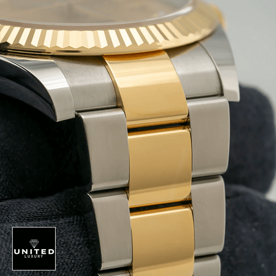 Rolex Datejjust 126333 Steel Gold Oyster Bracelet  on the hand