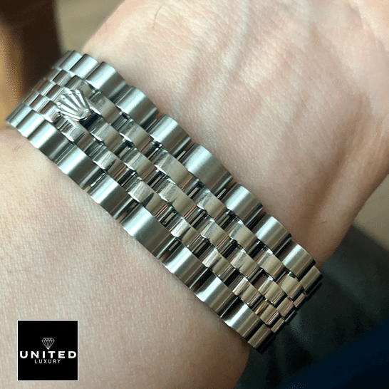 Rolex Lady-Datejust 279160-0013 Jubilee Bracelet  on his arm