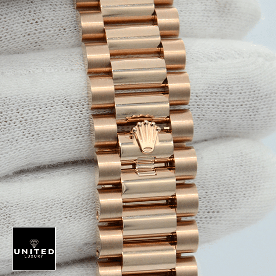 Rolex Day-Date 128235-0037 Brown Ombre Dial 6 Rolex Day-Date 36 128235-0037 Rose Gold Oyster Bracelet on the Rolex Logo