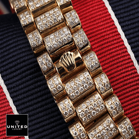 Mens Iced Out Watches 5 Rolex Day-Date 36 18038 Full Diamond Oyster Bracelet On the Rolex logo