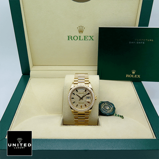 rolex_day_date_yellow_gold_with_pave_diamond_dial_sapphire_128348RBR_0030__box_unitedluxurynet