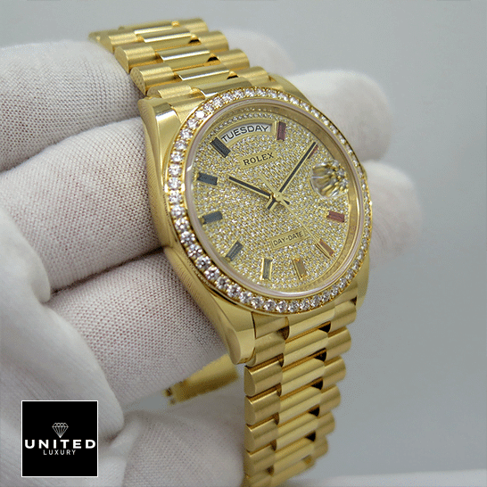 rolex_day_date_yellow_gold_with_pave_diamond_dial_sapphire_128348RBR_0030__yellow_gold_unitedluxurynet
