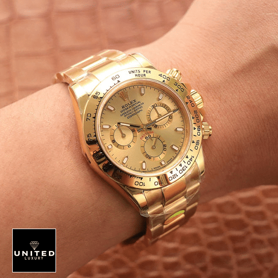 Rolex Cosmograph Daytona Yellow Gold Bracelet 116508-0013  on his arm