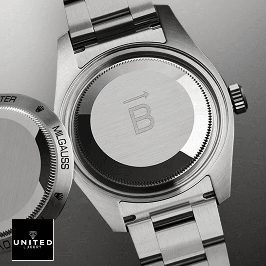 Rolex Milgauss Black Dial Green Crystal M116400GV-0001 Oyster 8 Rolex Milgauss M116400GV Stainless Steel Case Oyster