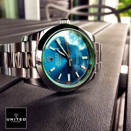 Rolex Milgauss 116400GV-0002 Blue Dial 6 Rolex Milgauss 116400GV-0002 Oyster Bracelet on the table