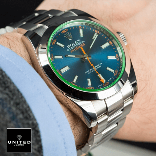 Rolex Milgauss 116400GV-0002 Blue Dial 1 Rolex Milgauss 116400GV Green Crystal Oyster on his arm