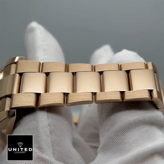 Rolex Sky-Dweller Rose 326935-0005 Oyster Bracelet 