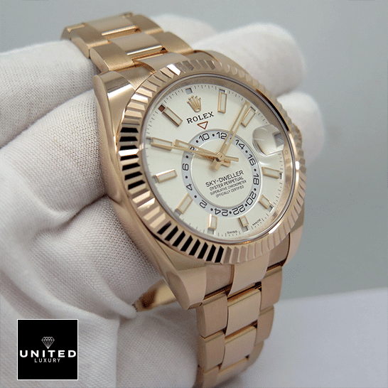 Rolex Sky-Dweller Rose Gold 326935-0005 Oyster 
