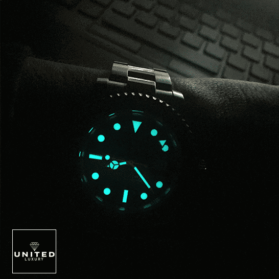 Rolex Submariner Hulk 116610LV Luminous Dial 